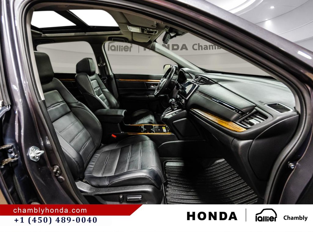 2022 Honda CR-V Touring AWD I CARPLAY I LEATHER I PANORAMIC SUNROOF I MAGS I STARTER I ACTIVE SECURITY in Montréal, Quebec - 19 - w1024h768px