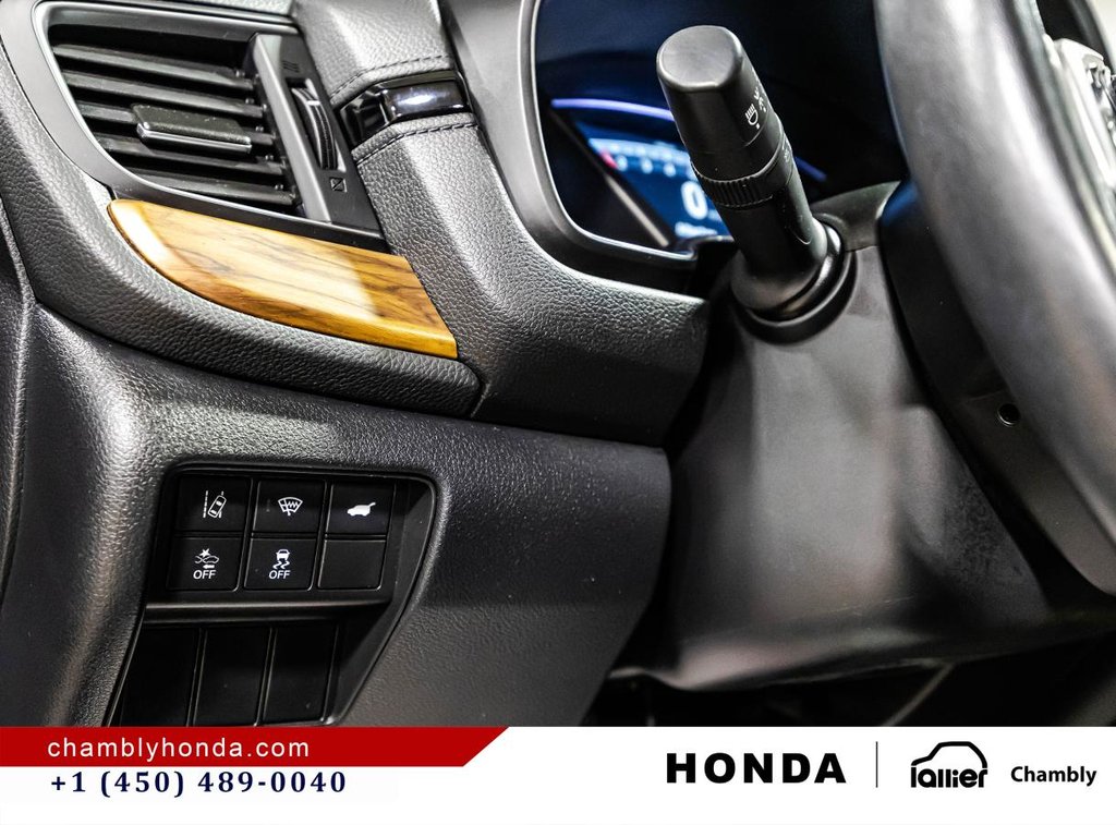 2022 Honda CR-V Touring AWD I CARPLAY I LEATHER I PANORAMIC SUNROOF I MAGS I STARTER I ACTIVE SECURITY in Montréal, Quebec - 23 - w1024h768px