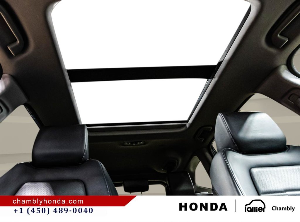 2022 Honda CR-V Touring AWD I CARPLAY I LEATHER I PANORAMIC SUNROOF I MAGS I STARTER I ACTIVE SECURITY in Montréal, Quebec - 20 - w1024h768px