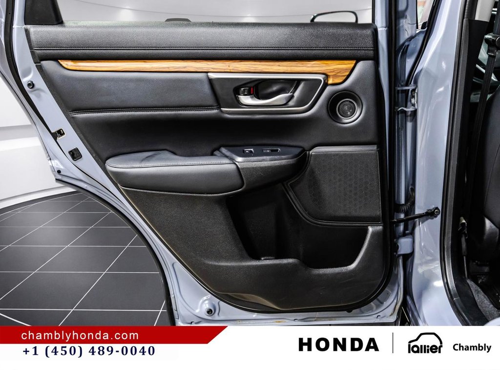 Honda CR-V Touring AWD LEATHER I PANORAMIC SUNRROF I HEATED SEATS I STARTER I MAGS I ACTIVE SECURITY 2022 à Montréal, Québec - 13 - w1024h768px