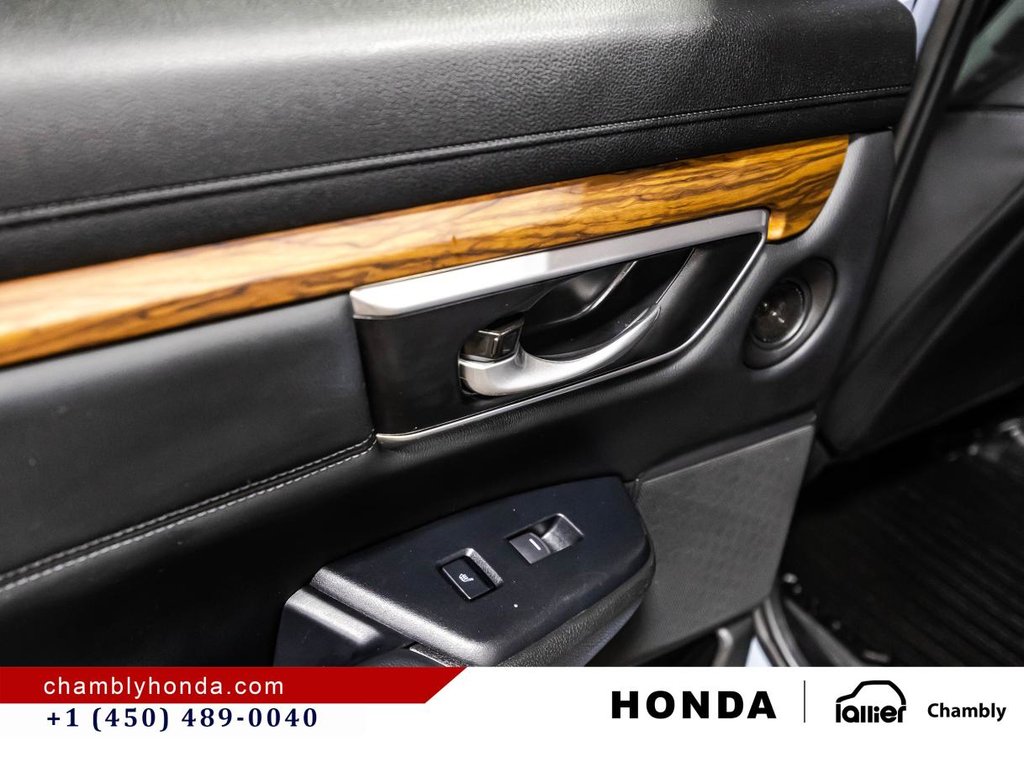 Honda CR-V Touring AWD LEATHER I PANORAMIC SUNRROF I HEATED SEATS I STARTER I MAGS I ACTIVE SECURITY 2022 à Montréal, Québec - 11 - w1024h768px