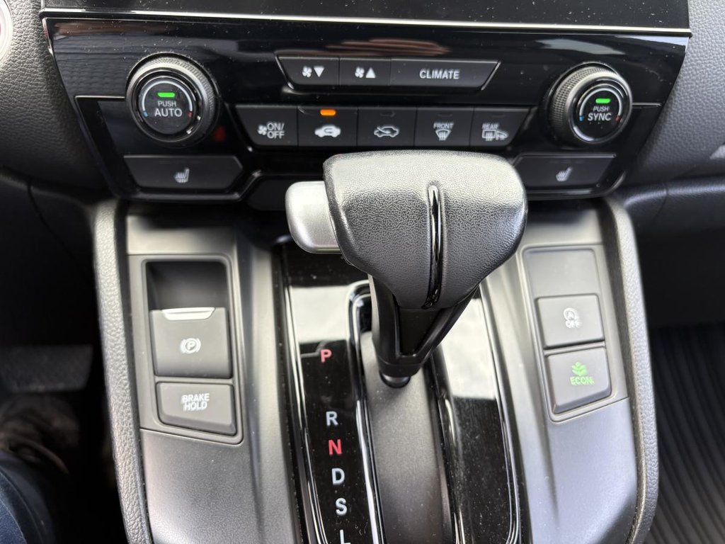 Honda CR-V Black Edition AWD I PANORAMIC SUNROOF I LEATHER I HEATED SEATS & STEERING WHEEL I STARTER I 2022 à Montréal, Québec - 14 - w1024h768px