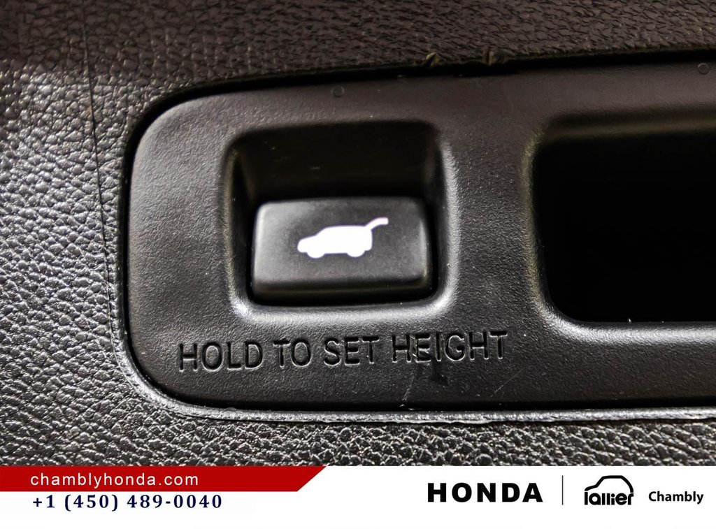 Honda CR-V Touring AWD CARPLAY I SUNROOF I MAGS I HEATED SEATS & STEERING WHEEL I  STERTER I ACTIVE SECURITY 2022 à Montréal, Québec - 16 - w1024h768px