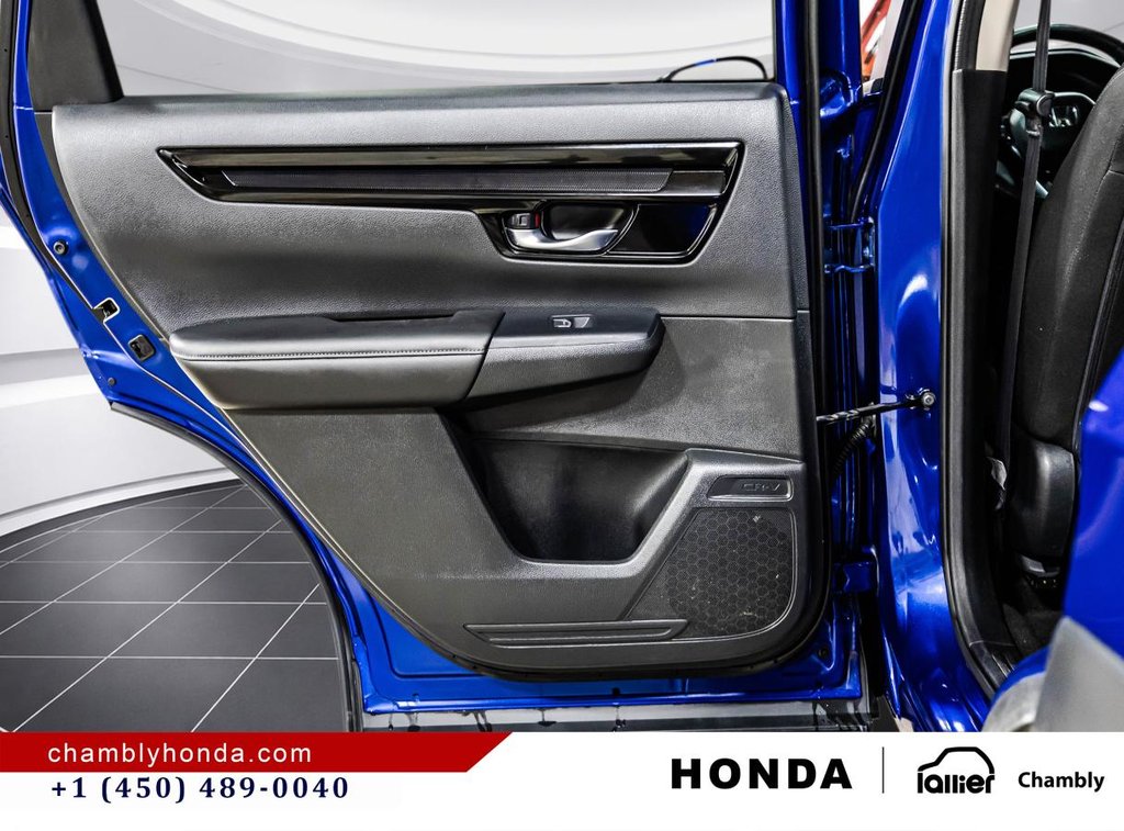 2024 Honda CR-V Sport AWD CARPLAY I MAGS I SUNROOF I STARTER I HEATED SEATS & STEERING WEEL I ACTIVE SECURITY in Montréal, Quebec - 12 - w1024h768px