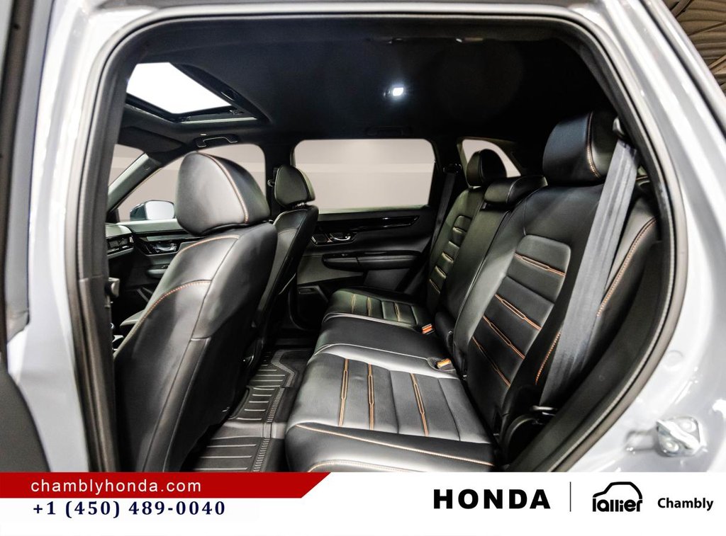 2024 Honda CR-V Touring AWD I SUNROOF I MAGS I STARTER I CARPLAY I HEATED SEATS & STEERING WHEEL in Montréal, Quebec - 14 - w1024h768px
