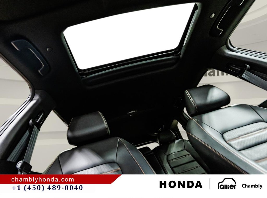 2024 Honda CR-V Touring AWD I SUNROOF I MAGS I STARTER I CARPLAY I HEATED SEATS & STEERING WHEEL in Montréal, Quebec - 20 - w1024h768px