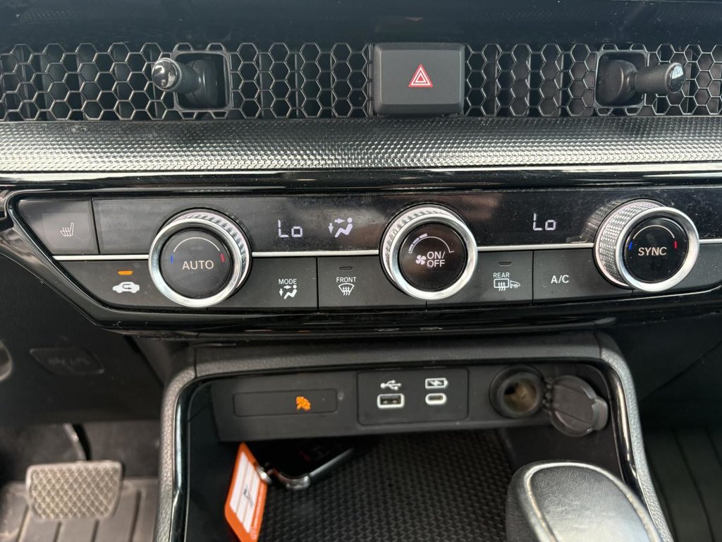 Honda CR-V Sport AWD I SUNROOF I MAGS I CARPLAY I HEATED SEATS & STEERING WHHEL I ACTIVE SECURITY 2024 à Montréal, Québec - 10 - w1024h768px