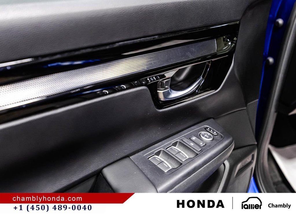 2024 Honda CR-V Sport AWD SUNROOF I MAGS I HEATED SEATS AND STEERING WHEEL I CAMERA I STARTER I ACTIVE SECURITY in Montréal, Quebec - 11 - w1024h768px