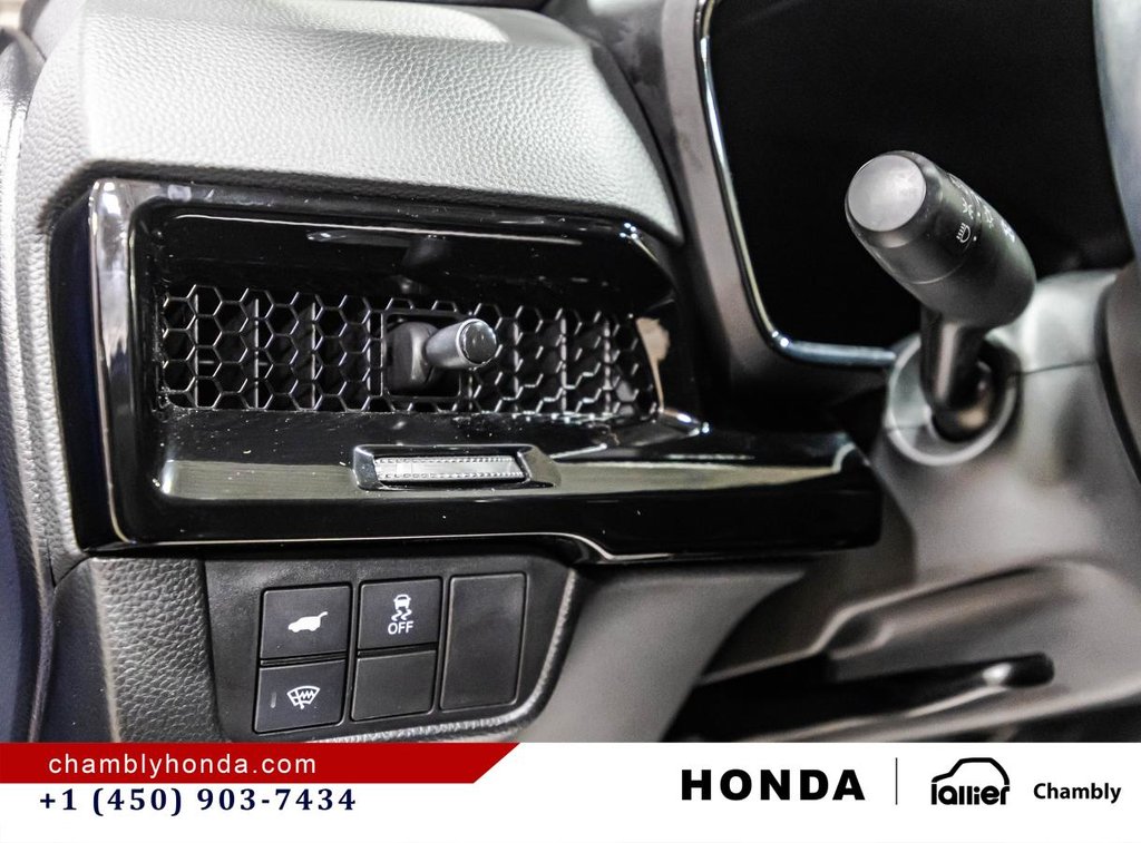 Honda CR-V Sport AWD 14,500 KM I SUNROOF I MAGS I CARPLAY I STARTER I HEATED SEATS & STEERING WHEEL I 2025 à Montréal, Québec - 22 - w1024h768px