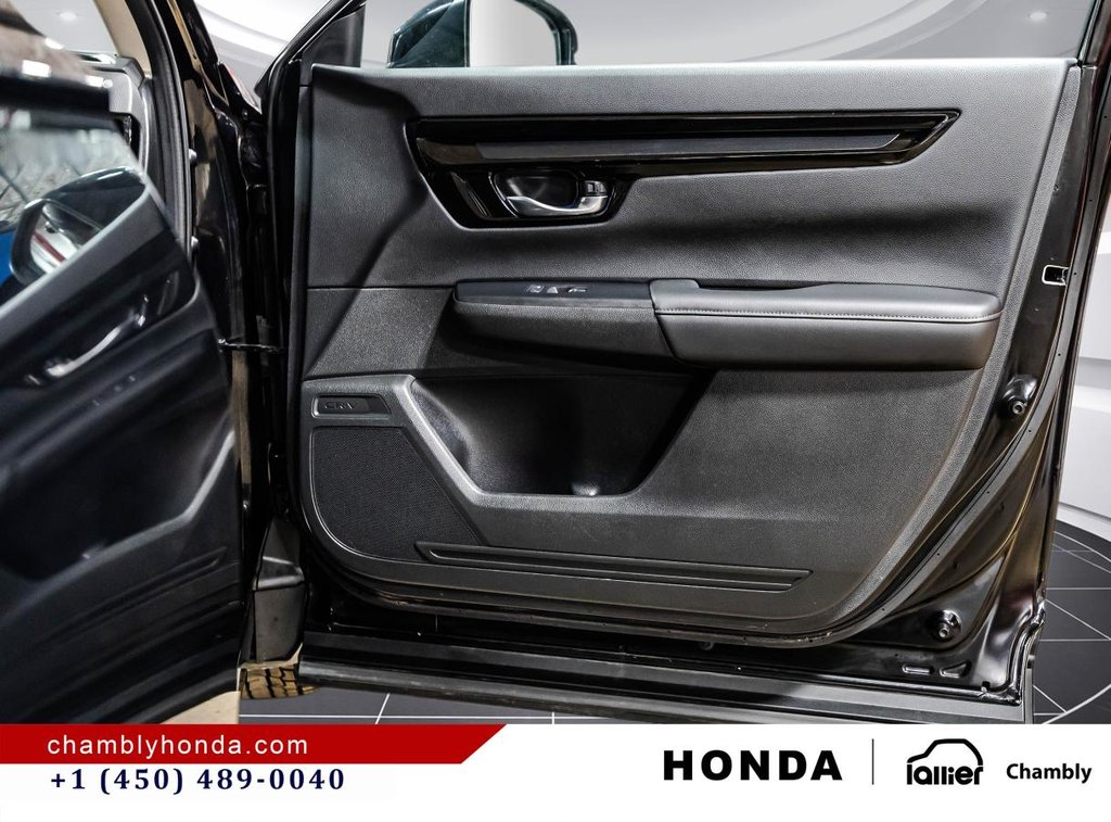 Honda CR-V Sport AWD SUNROOF I MAGS I STARTER I HEATED SEATS & SYEERING WHEEL I ACTIVE SECURITY 2025 à Montréal, Québec - 17 - w1024h768px