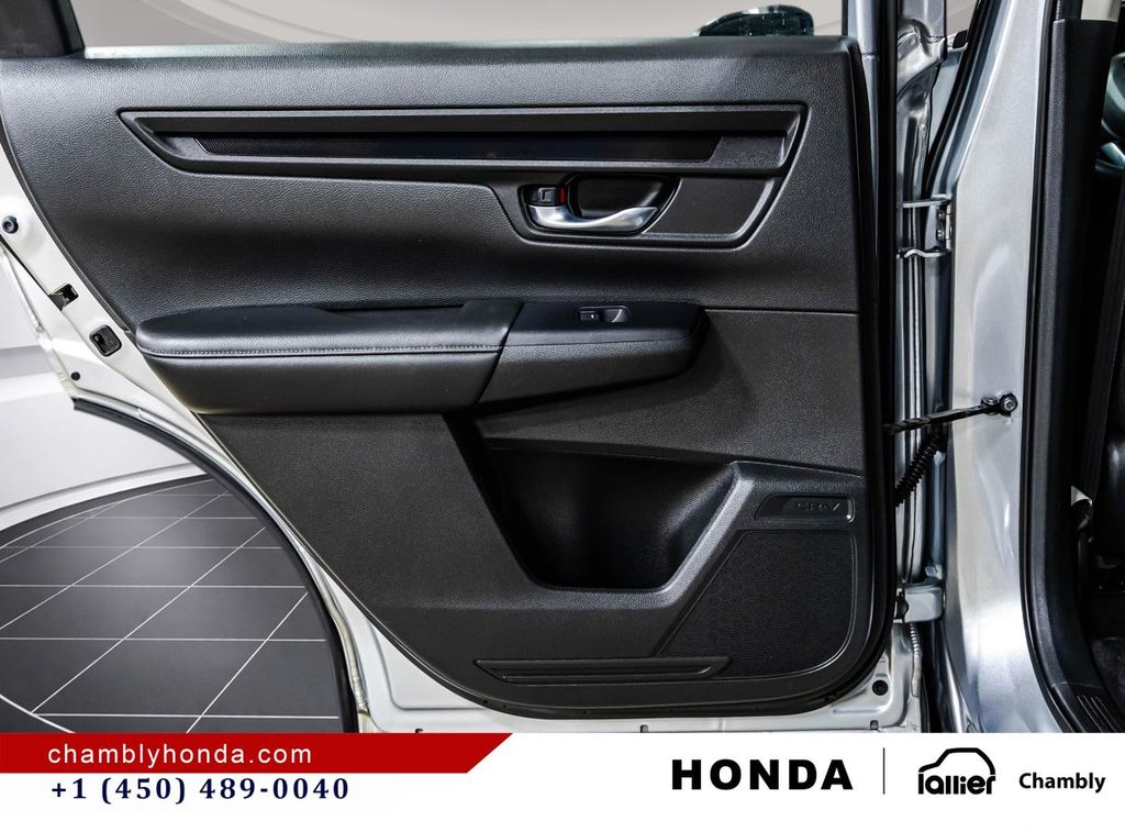 2025 Honda CR-V LX AWD CARPLAY I HEATED SEATS I CAMERA I STARTER I ACTIVE SECURITY in Montréal, Quebec - 12 - w1024h768px