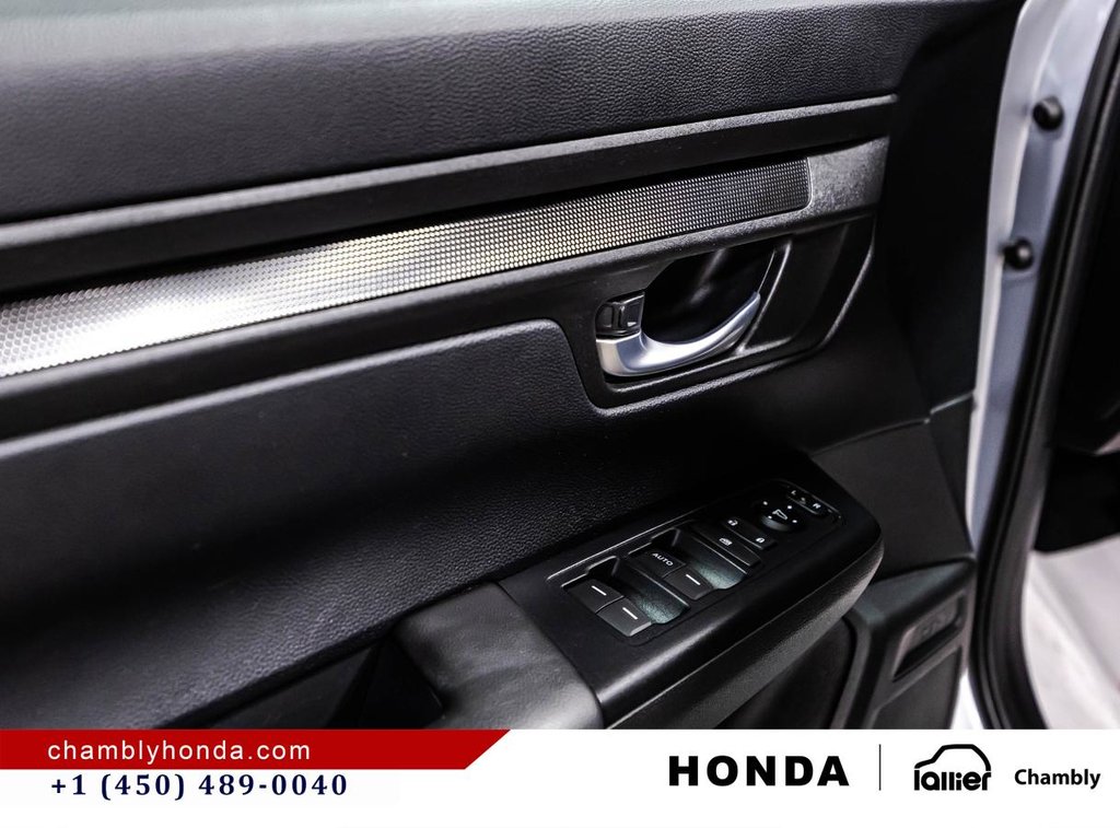 2025 Honda CR-V LX AWD CARPLAY I HEATED SEATS I CAMERA I STARTER I ACTIVE SECURITY in Montréal, Quebec - 11 - w1024h768px