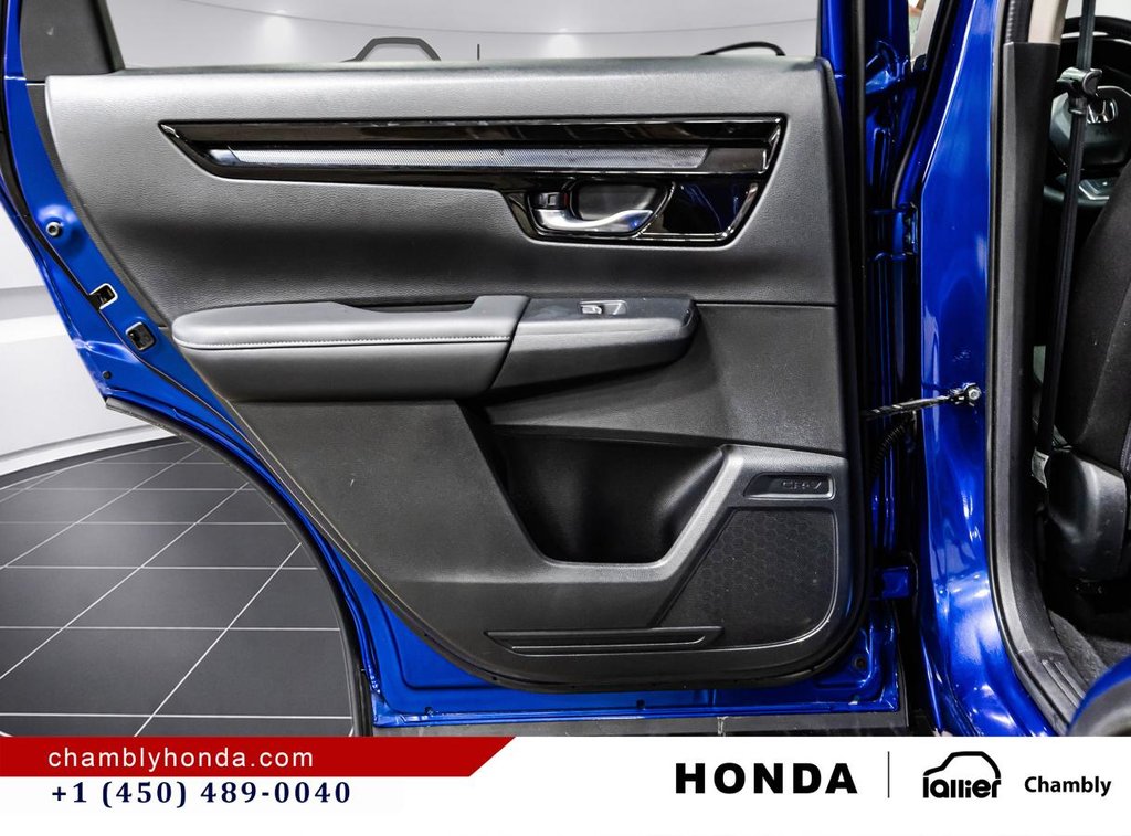 Honda CR-V Sport AWD CARPLAY I HEATED SEATS AND STEERING WHEEL I SUNROOF I MAGS I STARTER I ACTIVE SECURITY 2025 à Montréal, Québec - 12 - w1024h768px