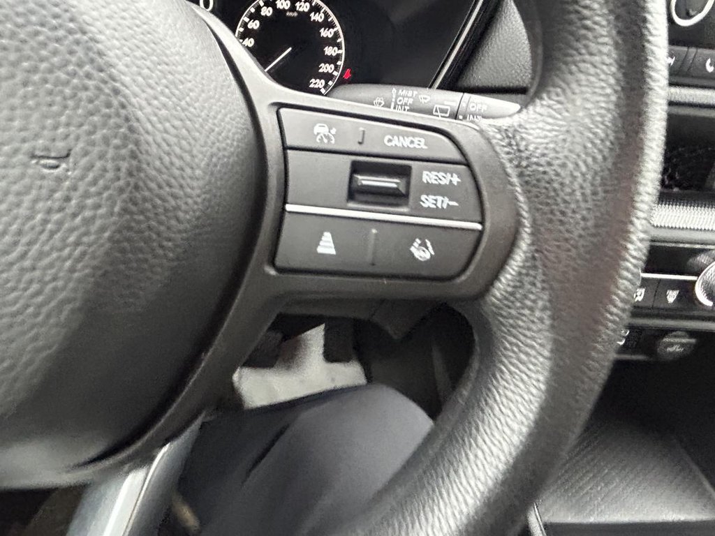 2025 Honda CR-V LX AWD CARPLAY I HEATED SEATS I CAMERA I STARTER I ACTIVE SECURITY in Montréal, Quebec - 13 - w1024h768px