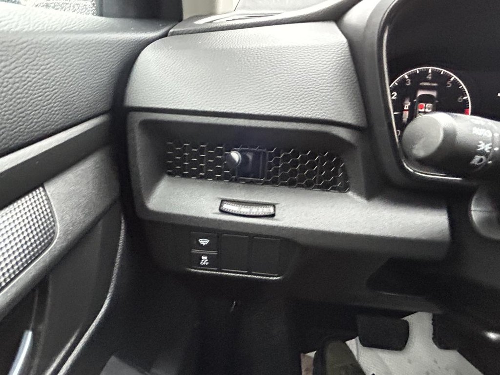 2025 Honda CR-V LX AWD CARPLAY I HEATED SEATS I CAMERA I STARTER I ACTIVE SECURITY in Montréal, Quebec - 15 - w1024h768px