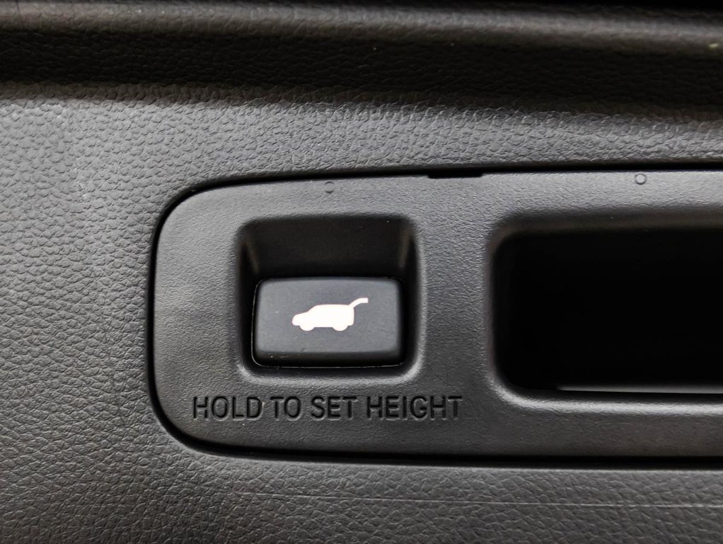 2026 Honda CR-V TrailSport AWD. HYBRID, TOIT, in Montréal, Quebec - 15 - w1024h768px