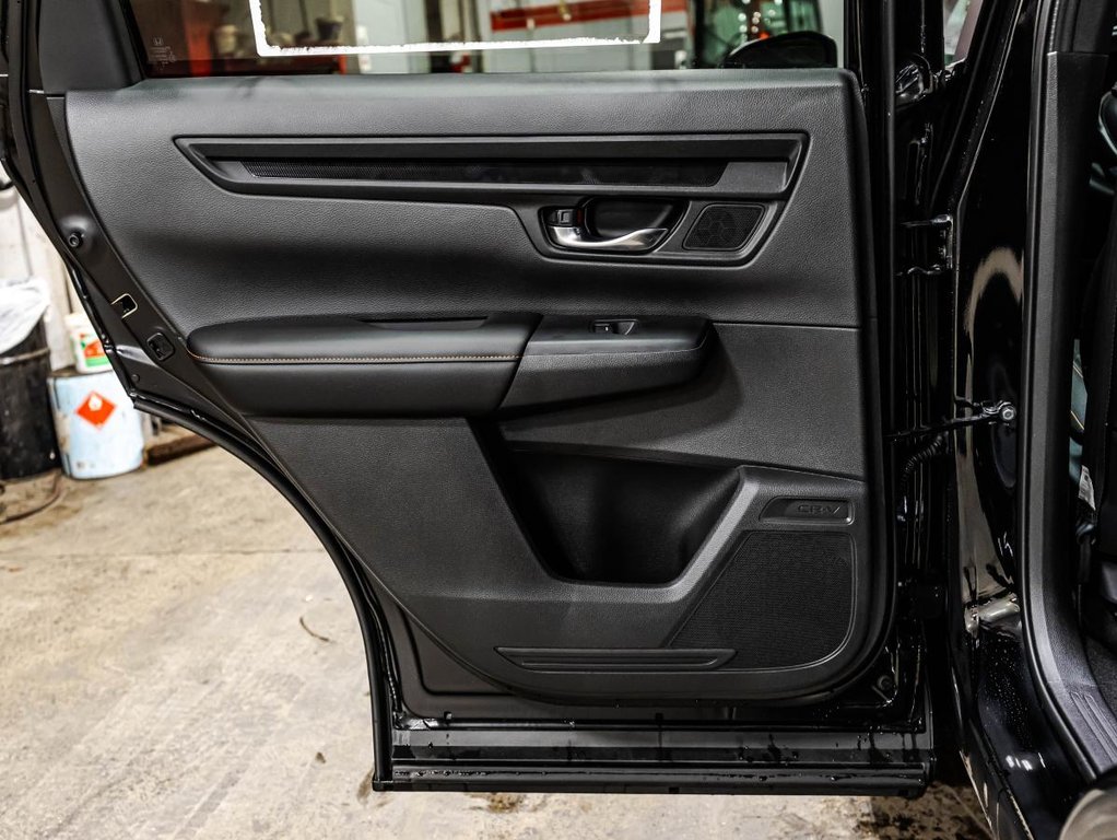 2026 Honda CR-V TrailSport AWD. HYBRID, TOIT, in Montréal, Quebec - 12 - w1024h768px