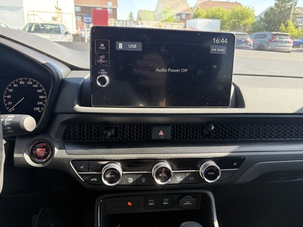 2026 Honda CR-V LX  11,000 KM I CARPLAY I HEATED SEATS I STARTER I CAMERA I ACTIOVE SECURITY in Montréal, Quebec - 8 - w1024h768px