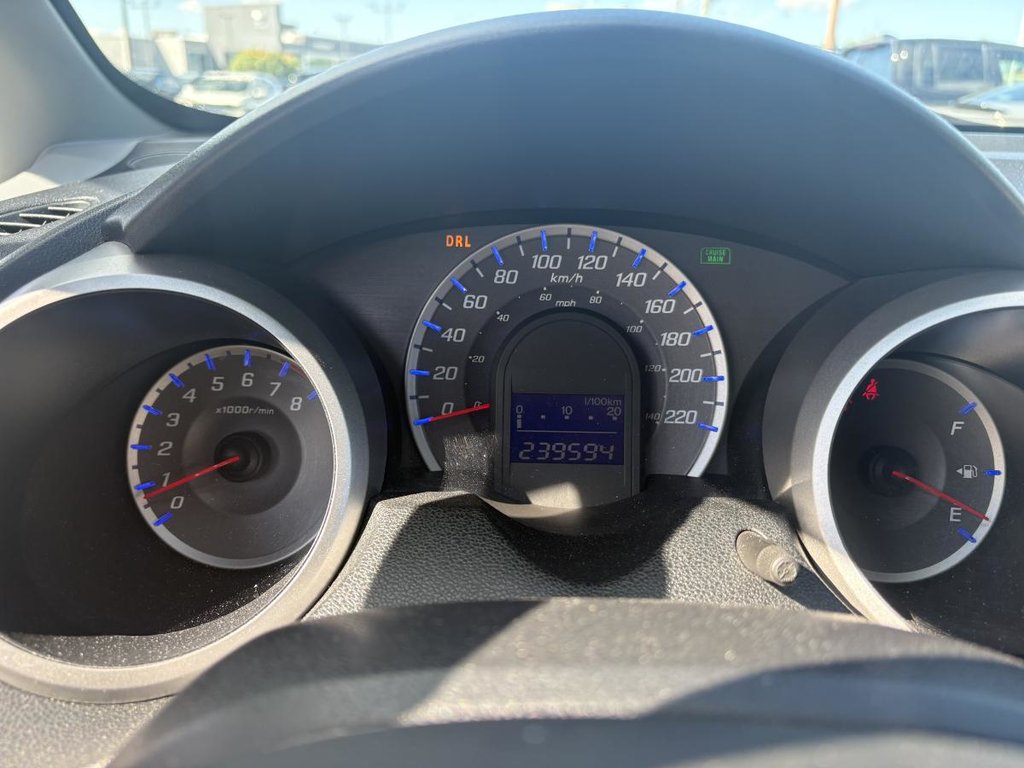 Honda Fit Sport Automatic A/C I CRUISE CONTROL I 2010 à Montréal, Québec - 11 - w1024h768px
