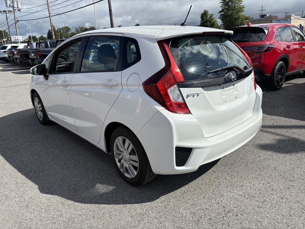 Honda Fit LX Manual I 86,000 KM!!!!!  CAMERA I BLUETOOTH I CLIMATISATION I HEATED SETATS 2015 à Montréal, Québec - 4 - w1024h768px