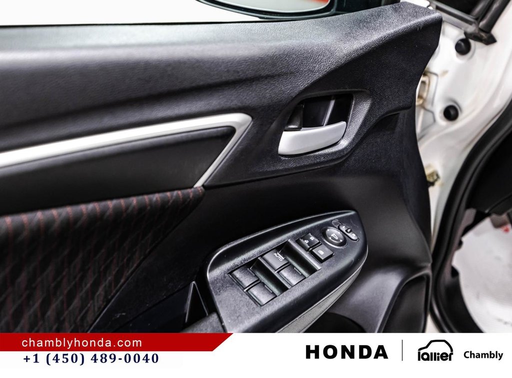 Honda Fit Sport  w/Honda Sensing I CARPLAY I MAGS I HEATED SEATS I CAMERA I ACTIVE SECURITY 2018 à Montréal, Québec - 11 - w1024h768px