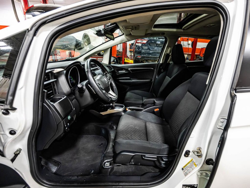 Honda Fit Sport w/Honda Sensing CVT I SUNROOF I MAGS I HEATED SEATS I CAMERA I ACTIVE SECURITY 2019 à Montréal, Québec - 20 - w1024h768px