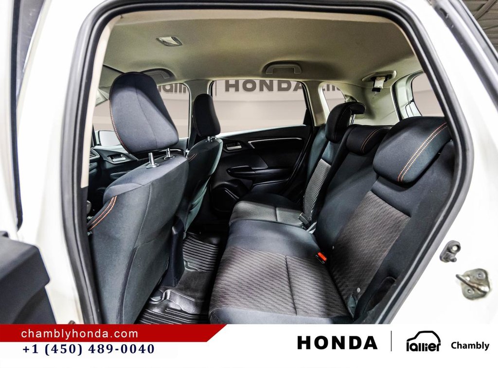 2019 Honda Fit Sport Manual!!! CARPLAY I HEATED SEATS I CAMERA I MAGS in Montréal, Quebec - 13 - w1024h768px