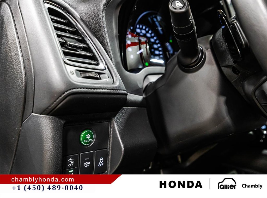 Honda HR-V Sport AWD 15,000 KM!! I MAGS I SUNROOF I HEATED SEATS I CAMERA I ACTIVE SECURITY 2019 à Montréal, Québec - 22 - w1024h768px