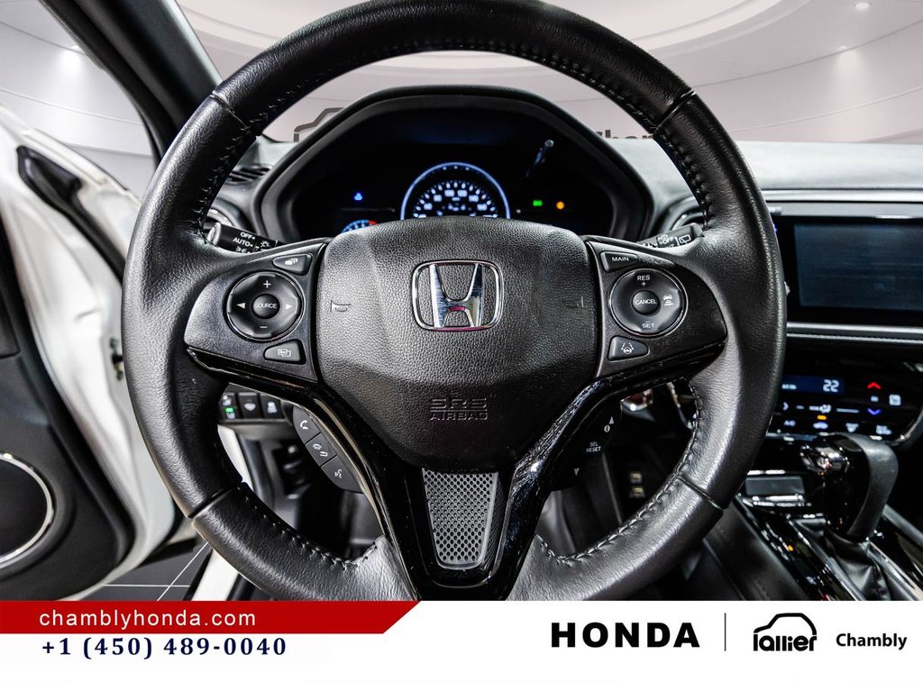 Honda HR-V Sport AWD 15,000 KM!! I MAGS I SUNROOF I HEATED SEATS I CAMERA I ACTIVE SECURITY 2019 à Montréal, Québec - 23 - w1024h768px