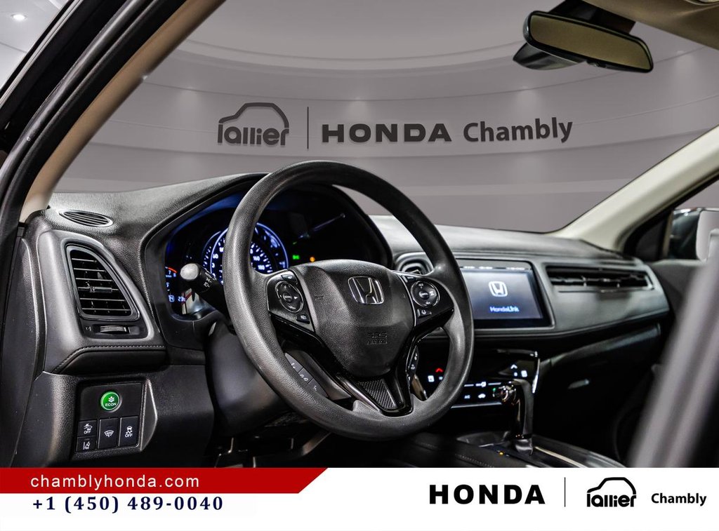 2020 Honda HR-V LX AWD  MAGS I HEATED SEATS I CAMERA I BLUETOOTH I ACTIVE SECURITY in Montréal, Quebec - 19 - w1024h768px