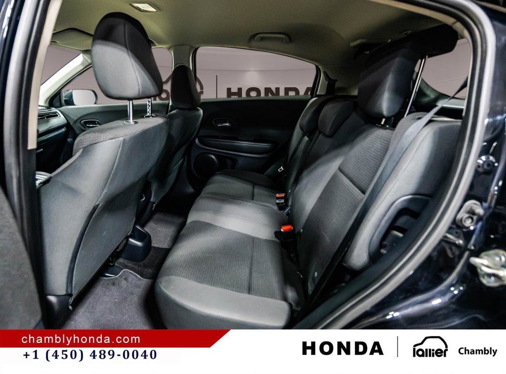 2020 Honda HR-V LX AWD  MAGS I HEATED SEATS I CAMERA I BLUETOOTH I ACTIVE SECURITY in Montréal, Quebec - 13 - w1024h768px