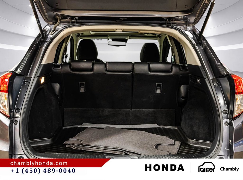 2022 Honda HR-V Touring AWD LEATHER I MAG I CARPLAY I HEATED SEATS I SUNROOF I GPS I ACTIVE SECURITY in Montréal, Quebec - 16 - w1024h768px