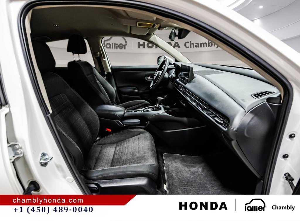 2023 Honda HR-V LX 2WD CVT in Montréal, Quebec - 17 - w1024h768px