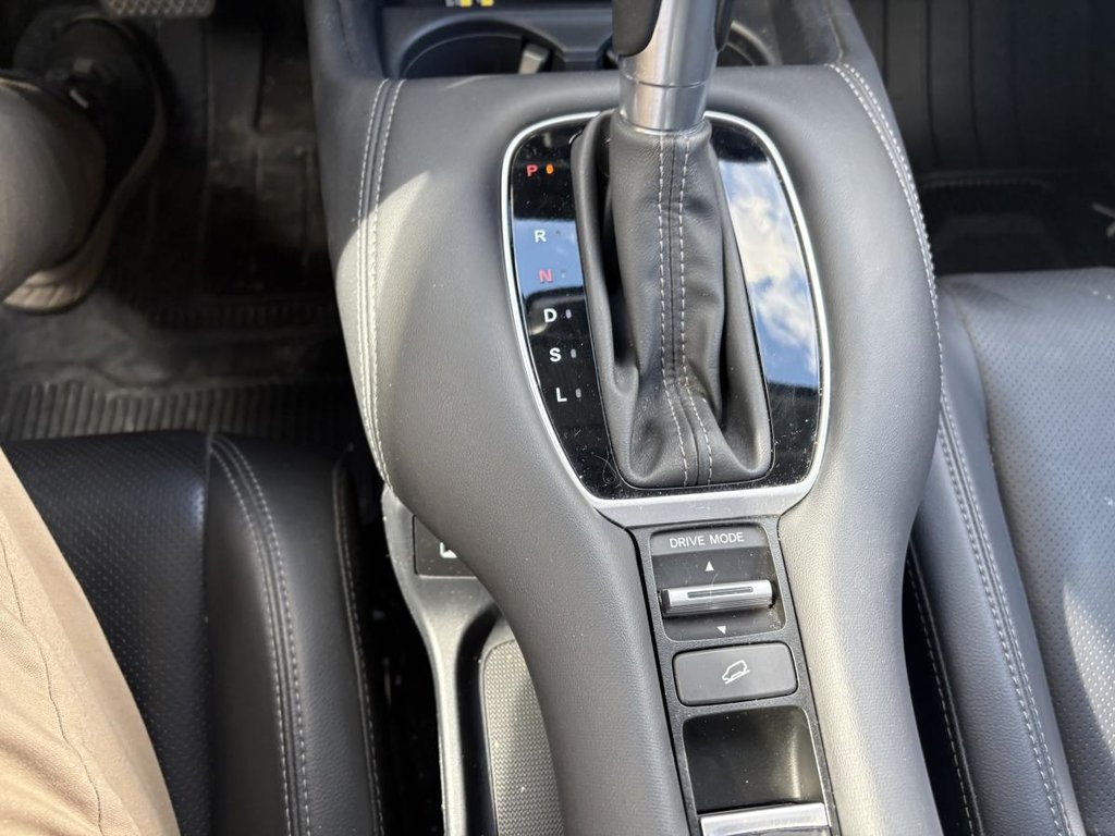 2023 Honda HR-V EX-L Navi AWD I SUNROOF I CARPLAY I MAGS I STARTER I HEATED SEATS & STEERING WHEEL I LEATHER in Montréal, Quebec - 14 - w1024h768px
