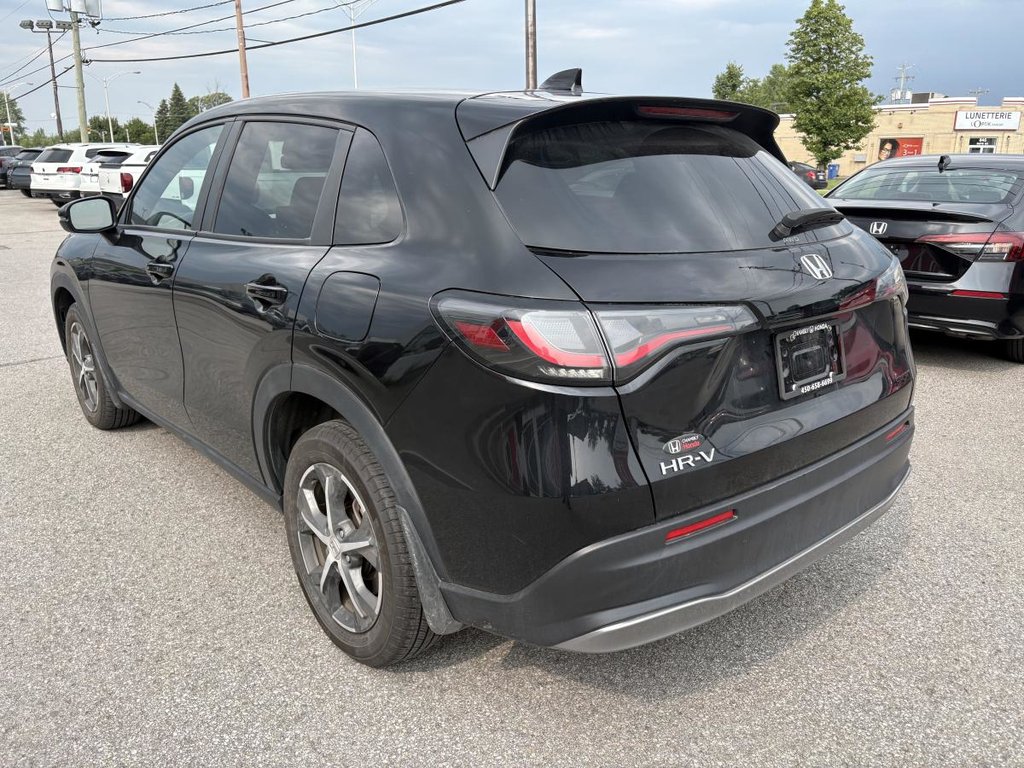 2023 Honda HR-V Sport AWD SUNROOF I MAGS I CARPLAY I HEATED SEATS AND STEERING WHEEL I ACTIVE SECURITY in Montréal, Quebec - 2 - w1024h768px