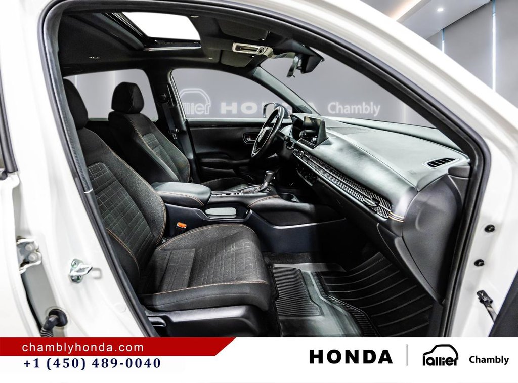 Honda HR-V Sport AWD HPD KIT I SUNROOF I MAGS I HEATED SEATS AND STEERING WHEEL I STARTER I CARPLAY 2023 à Montréal, Québec - 17 - w1024h768px