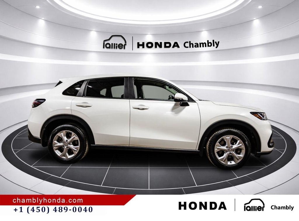 2024 Honda HR-V LX-B AWD  CARPLAY I MAGS I HEATED SEATS I CAMERA I STARTER I ACTIVE SECURITY in Montréal, Quebec - 8 - w1024h768px