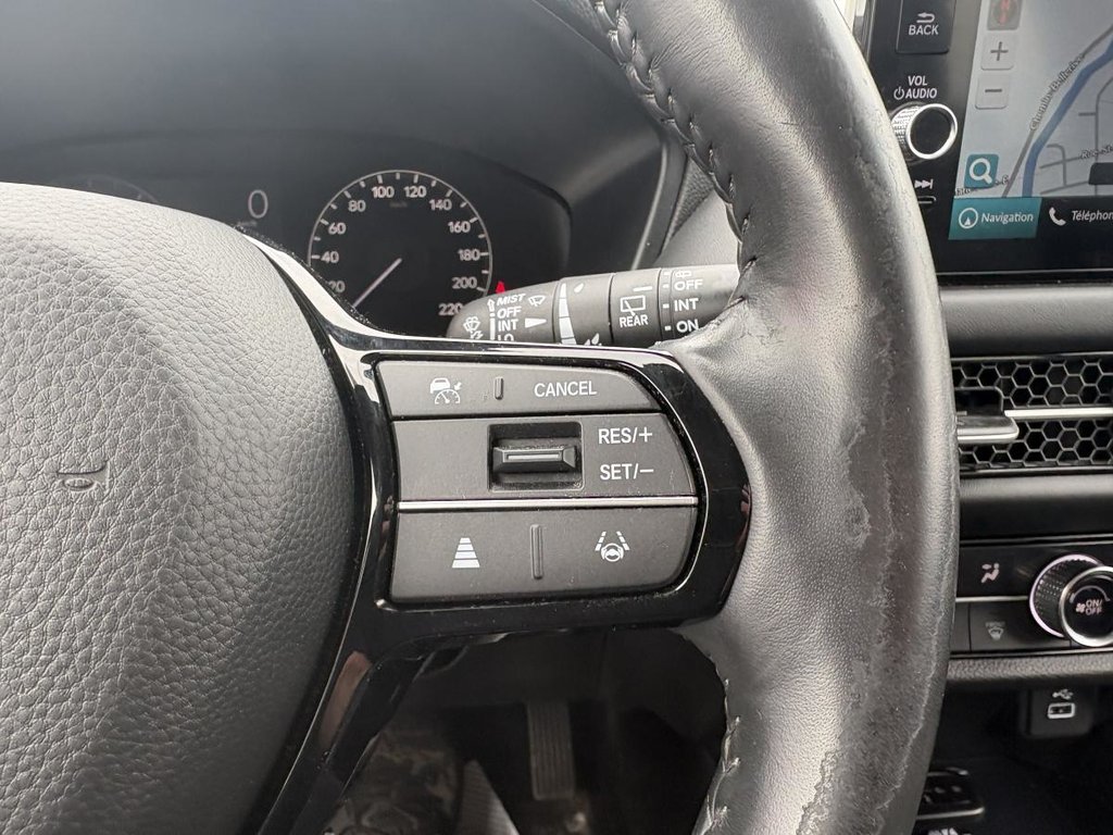2024 Honda HR-V EX-L Navi AWD  LEATHER I HEATED SEATS & STEERING WHEEL I STARTER I CARPLAY I ACTIVE SECURITY in Montréal, Quebec - 9 - w1024h768px