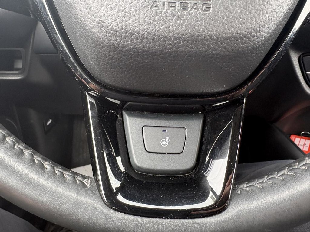 2024 Honda HR-V EX-L Navi AWD  LEATHER I HEATED SEATS & STEERING WHEEL I STARTER I CARPLAY I ACTIVE SECURITY in Montréal, Quebec - 10 - w1024h768px