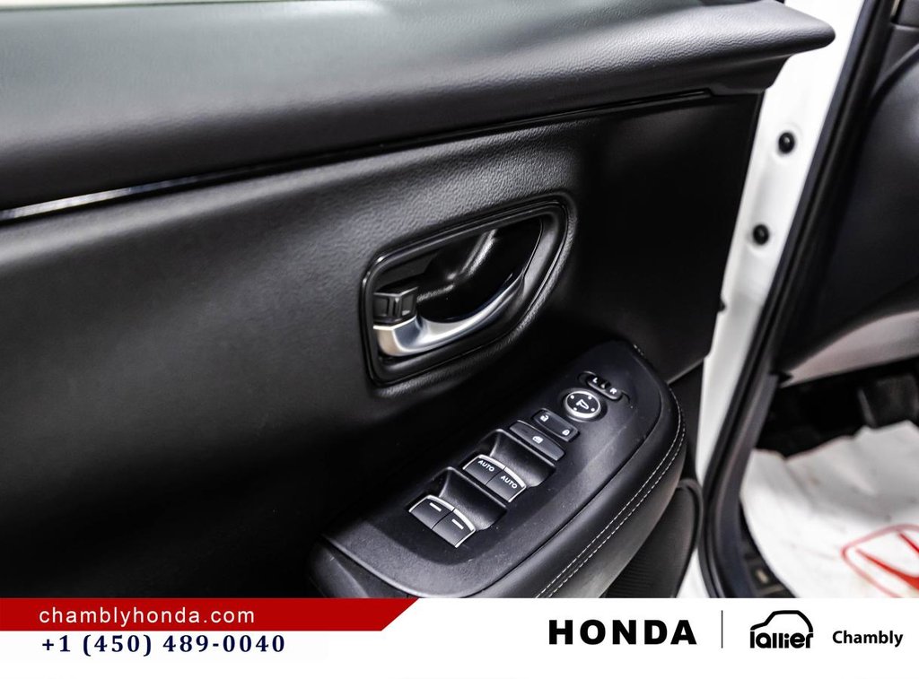 Honda HR-V EX-L Navi LEATHER I HEATED SEATS ANBD STEERING WHEEL I MAGS I SARTER I ACTIVE SECURITY I CARPLAY 2024 à Montréal, Québec - 11 - w1024h768px