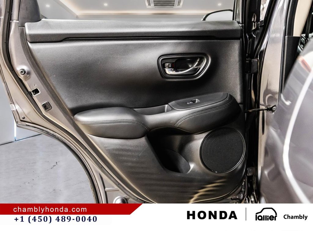 2024 Honda HR-V LX-B AWD I MAGS I HEATED SEATS I REMOTE STARTER I CAMERA I CARPLAY I ACTIVE SECURITY in Montréal, Quebec - 12 - w1024h768px