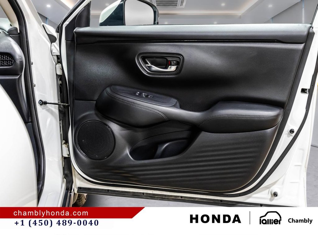 2024 Honda HR-V LX-B AWD MAGS I HEATED SEATS I CAMERA I CARPLAY I BLUETOOTH I ACTRIVE SECURITY in Montréal, Quebec - 16 - w1024h768px