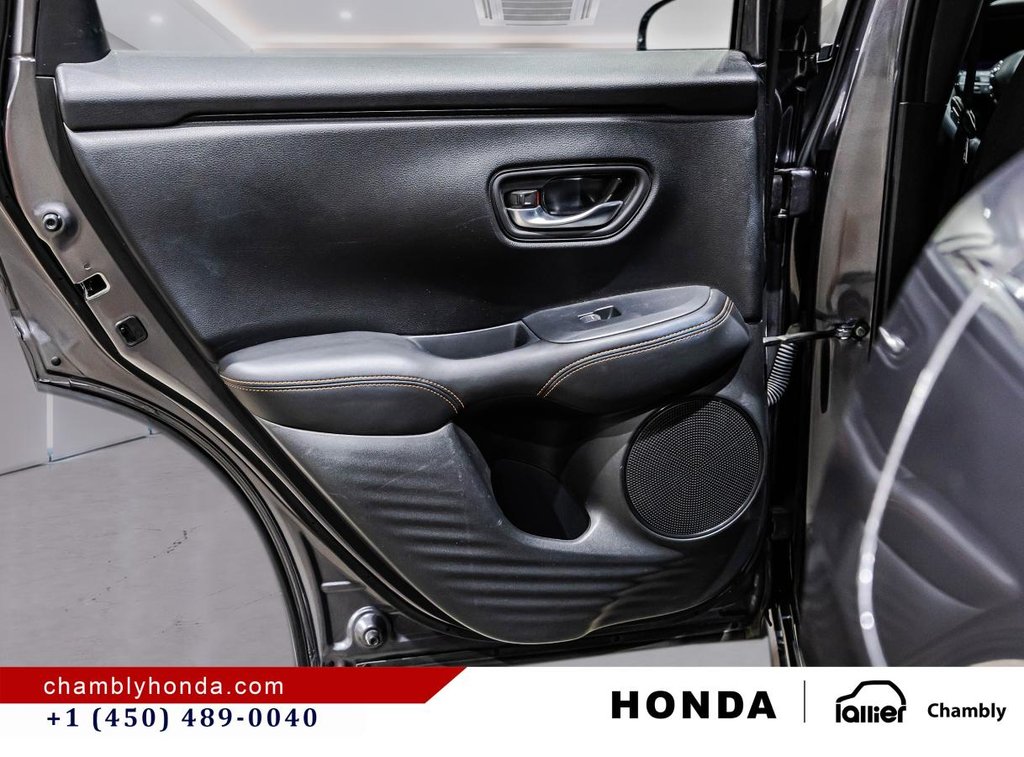 Honda HR-V Sport-B AWD  SUNROOG I MAGS I HEATED SEATS AND STEERING WHEEL I STARTER I CAMERA I  ACTIVE SECURITY 2024 à Montréal, Québec - 12 - w1024h768px