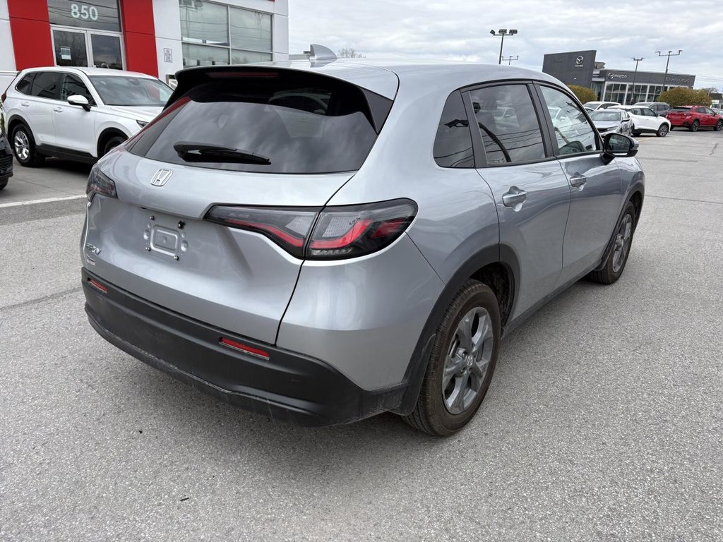2025 Honda HR-V LX 2WD CVT IT'S A 2026!! 4200 KM!! FOR THE PRICE OF A 2025 in Montréal, Quebec - 5 - w1024h768px