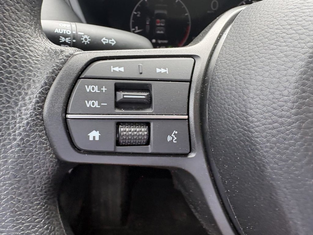 2025 Honda HR-V LX 2WD CVT IT'S A 2026!! 4200 KM!! FOR THE PRICE OF A 2025 in Montréal, Quebec - 10 - w1024h768px