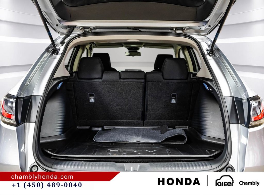 2025 Honda HR-V LX  14,000 KM I MINT I CARPLAY I HEATED SEATS I MAGS I STARTER I ACTIVE SECURITY in Montréal, Quebec - 15 - w1024h768px