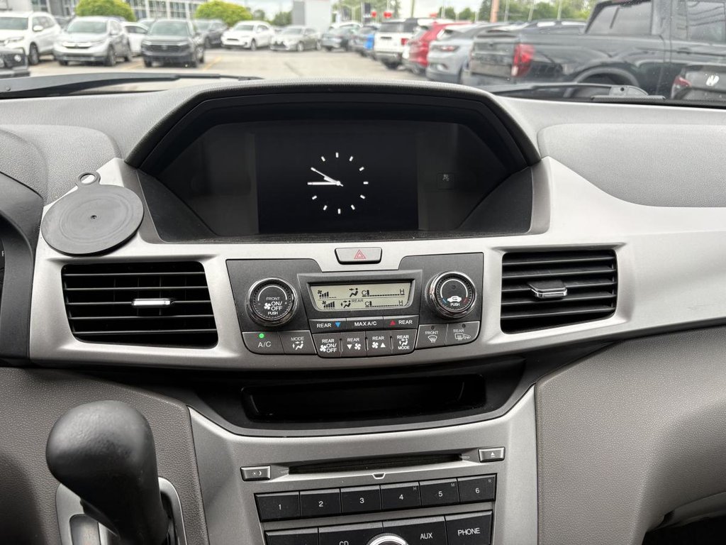 Honda Odyssey LX 7 PLACES 138,000 VERY GOOD CONDITION I MAGS I CAMERA 2016 à Montréal, Québec - 9 - w1024h768px