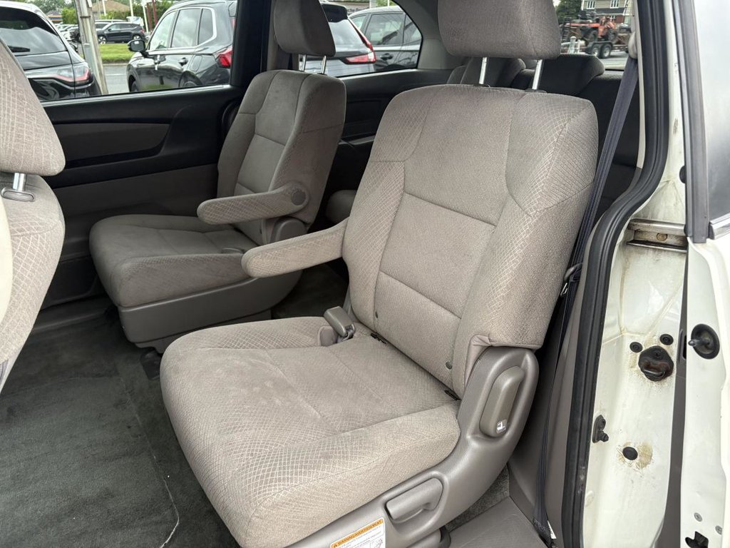 Honda Odyssey LX 7 PLACES 138,000 VERY GOOD CONDITION I MAGS I CAMERA 2016 à Montréal, Québec - 6 - w1024h768px