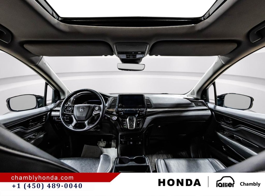 2023 Honda Odyssey Touring 34,000 KM I 8 SEATERS I HEATED LEATHER SEATS I DVD I MAGS I ACTIVE SECURITY in Montréal, Quebec - 15 - w1024h768px