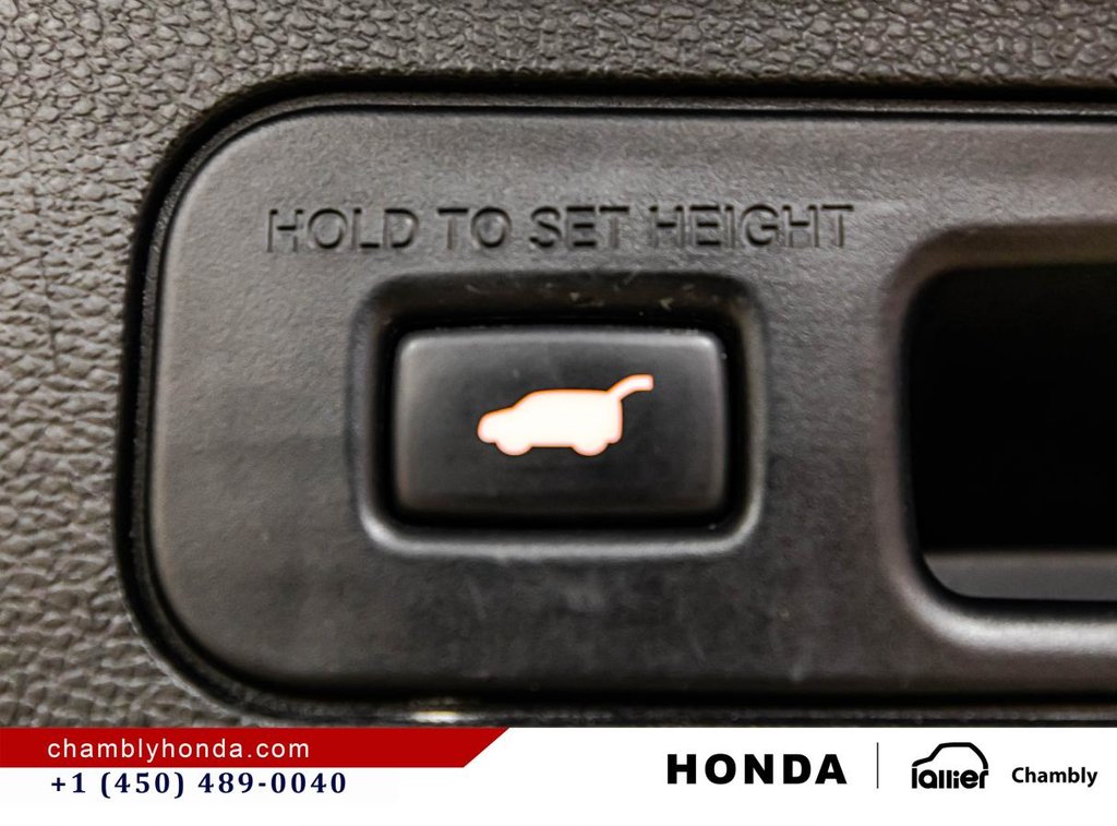 2024 Honda Odyssey Touring Auto in Montréal, Quebec - 16 - w1024h768px